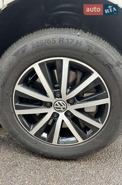 Минивэн Volkswagen Multivan 2013 в 