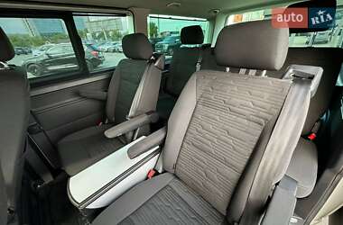 Минивэн Volkswagen Multivan 2020 в 