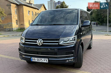 Минивэн Volkswagen Multivan 2018 в 