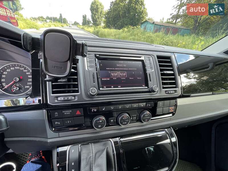 Минивэн Volkswagen Multivan 2018 в Киеве фото 23 Минивэн Volkswagen Multivan 2018 в Киеве