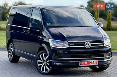 Мінівен Volkswagen Multivan 2016 в 