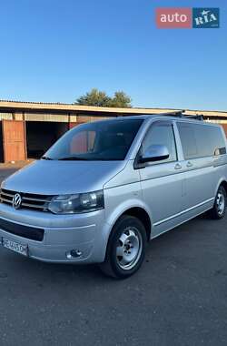 Volkswagen Multivan 2012 Volkswagen Multivan 2012
