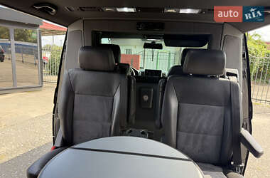 Минивэн Volkswagen Multivan 2012 в 