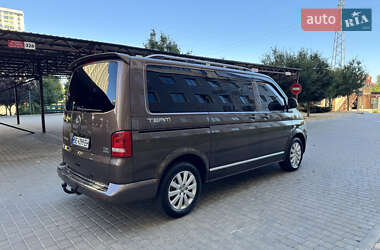 Минивэн Volkswagen Multivan 2010 в 