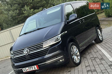 Минивэн Volkswagen Multivan 2020 в 