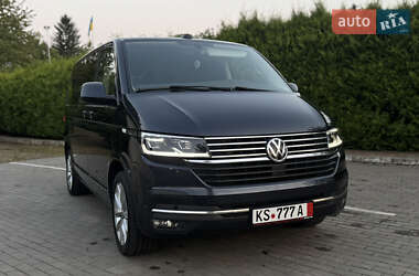 Минивэн Volkswagen Multivan 2020 в 