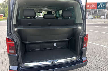 Минивэн Volkswagen Multivan 2020 в 