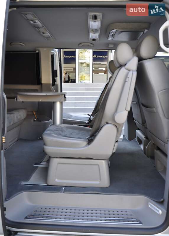 Мінівен Volkswagen Multivan 2006 в Одесі