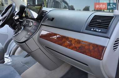 Минивэн Volkswagen Multivan 2006 в 