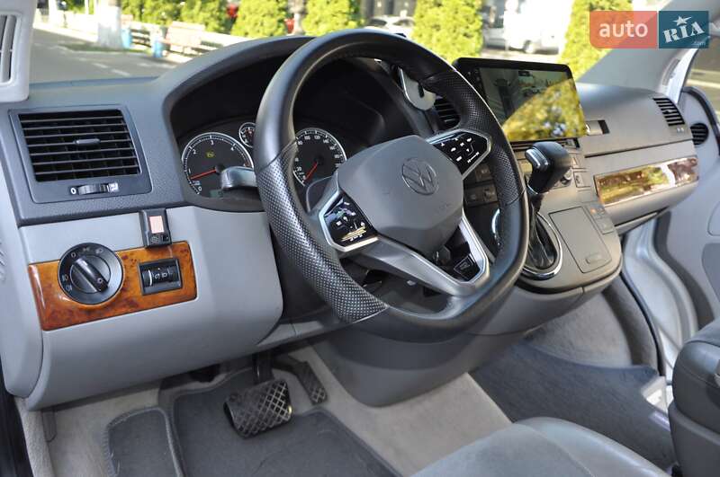 Мінівен Volkswagen Multivan 2006 в Одесі