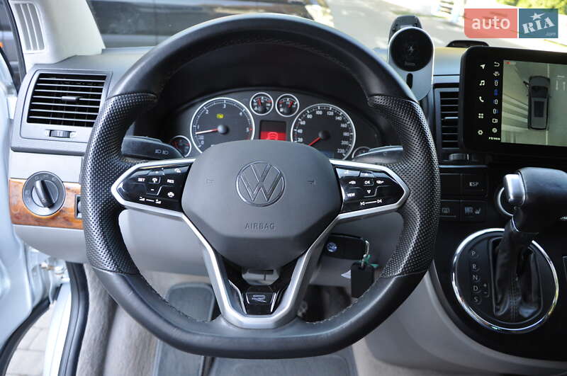 Мінівен Volkswagen Multivan 2006 в Одесі