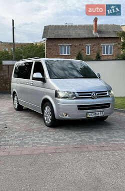 Volkswagen Multivan 2011 Volkswagen Multivan 2011