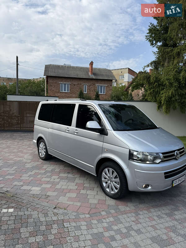 Мінівен Volkswagen Multivan 2011 в Стрию