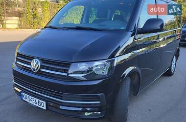 Мінівен Volkswagen Multivan 2015 в Києві