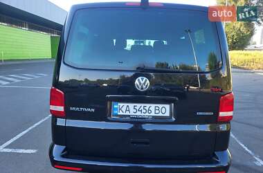 Мінівен Volkswagen Multivan 2015 в 