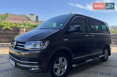 Минивэн Volkswagen Multivan 2016 в 