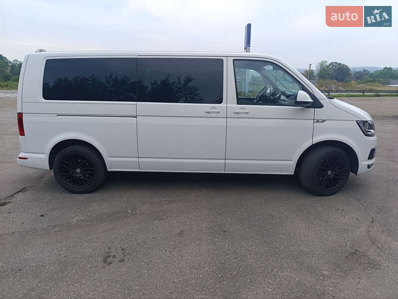 Минивэн Volkswagen Multivan 2017 в Долине фото 3 Минивэн Volkswagen Multivan 2017 в Долине