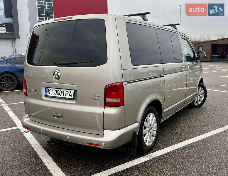 Минивэн Volkswagen Multivan 2011 в Киеве