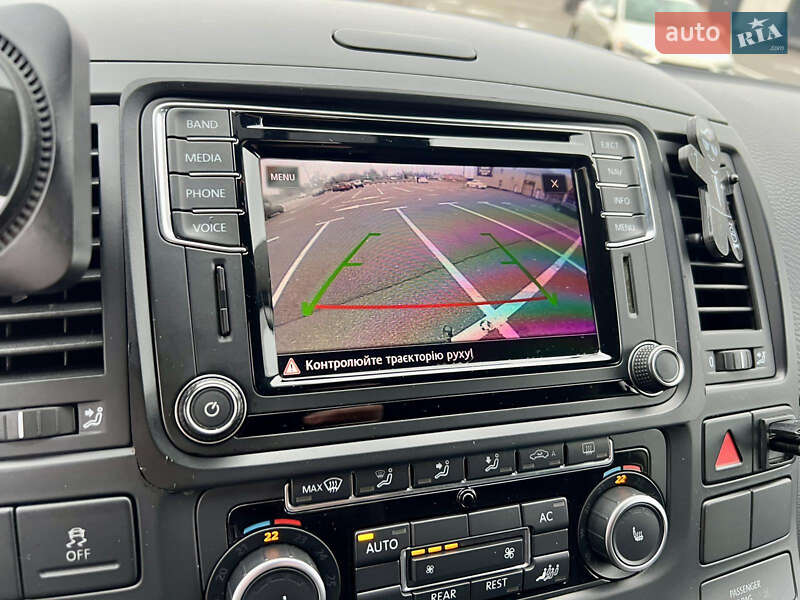 Минивэн Volkswagen Multivan 2011 в Киеве