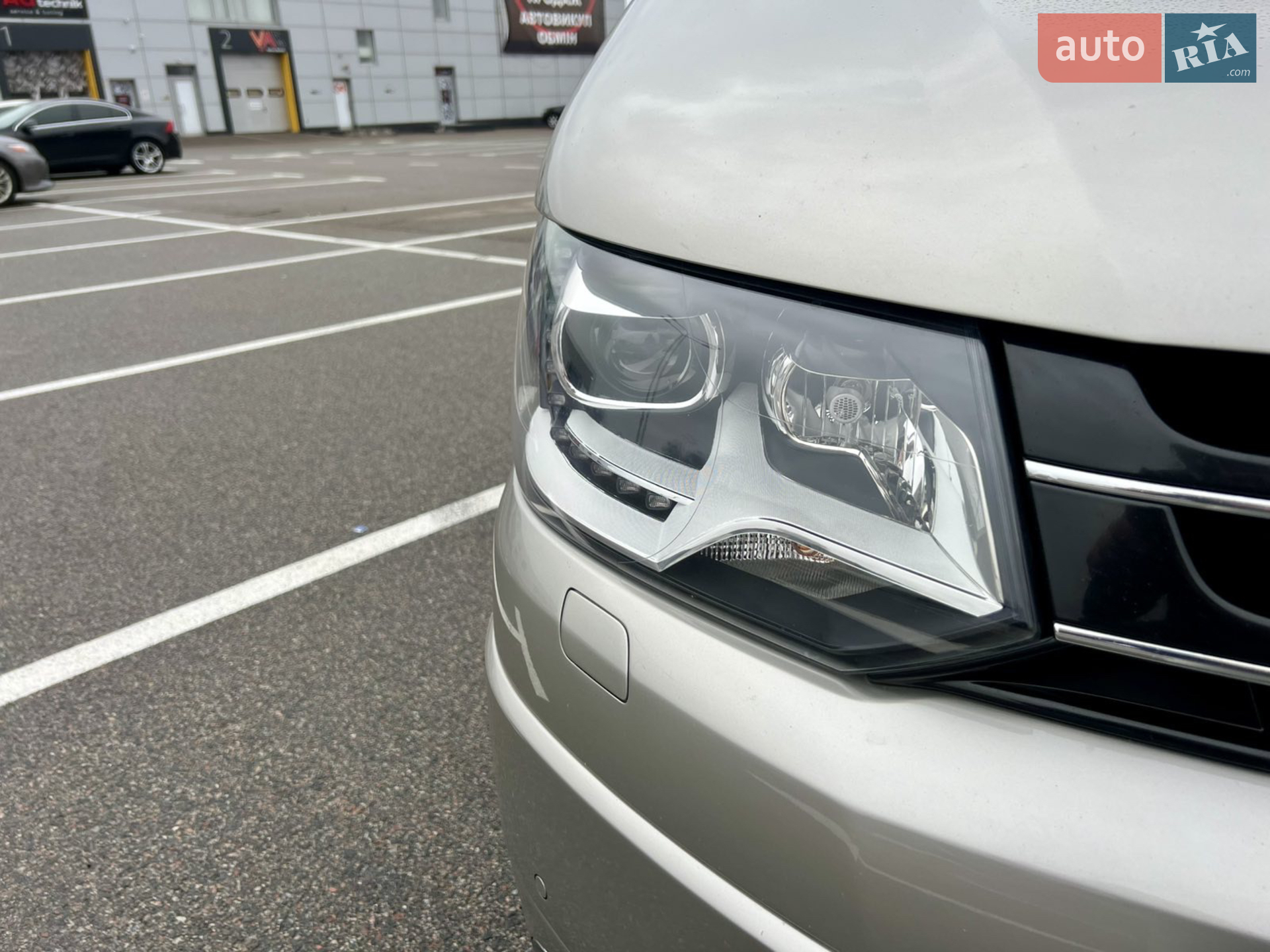2011 Volkswagen Multivan - мініатюра 25