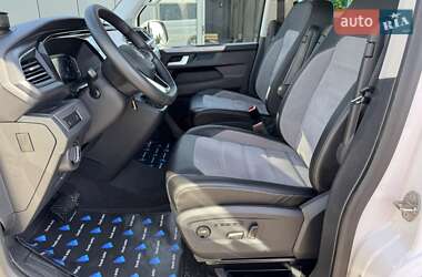 Мінівен Volkswagen Multivan 2020 в 
