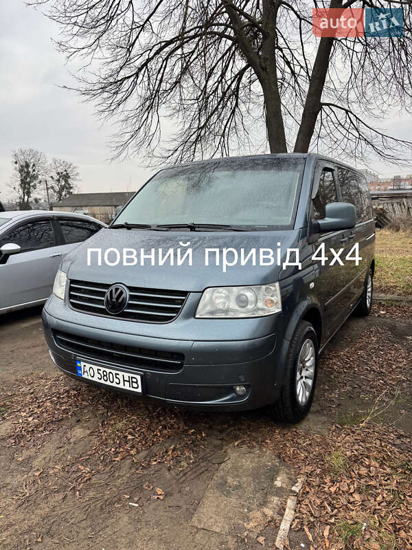 Мінівен Volkswagen Multivan 2004 в 