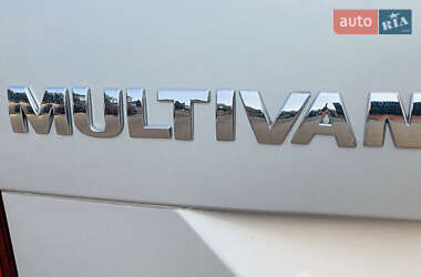 Минивэн Volkswagen Multivan 2016 в 