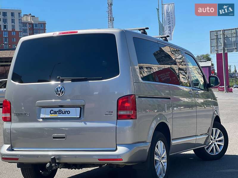 Минивэн Volkswagen Multivan 2015 в Одессе