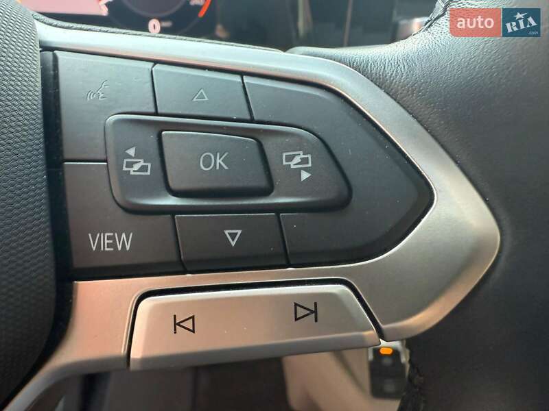 Мінівен Volkswagen Multivan 2022 в Києві