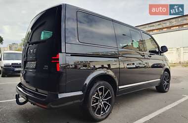 Мінівен Volkswagen Multivan 2015 в Києві