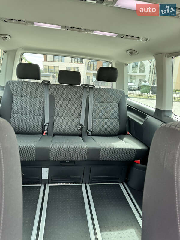 Минивэн Volkswagen Multivan 2020 в Киеве фото 19 Минивэн Volkswagen Multivan 2020 в Киеве