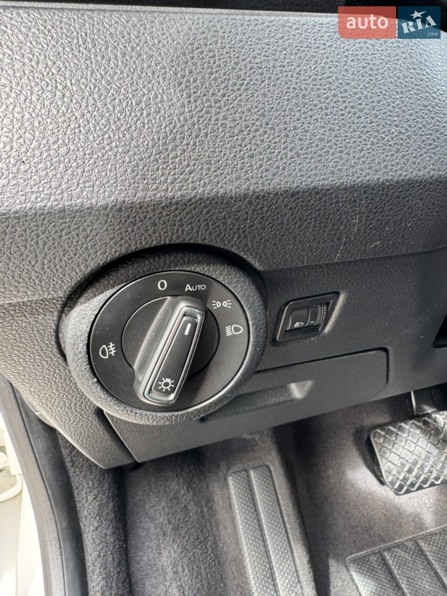 2020 Volkswagen Multivan - мініатюра 21