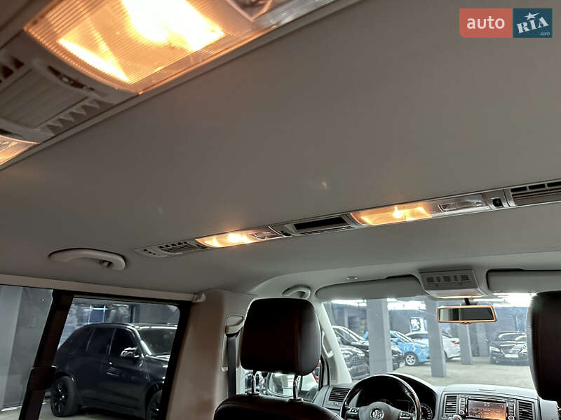 Минивэн Volkswagen Multivan 2015 в Харькове фото 23 Минивэн Volkswagen Multivan 2015 в Харькове
