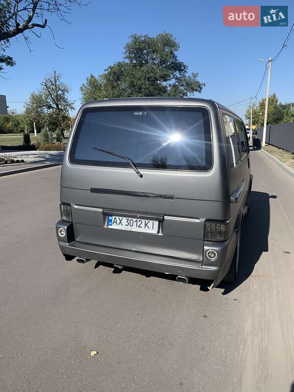 Минивэн Volkswagen Multivan 2002 в Харькове фото 3 Минивэн Volkswagen Multivan 2002 в Харькове