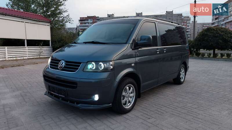 Мінівен Volkswagen Multivan 2006 в Запоріжжі