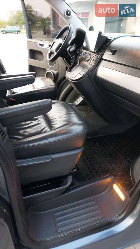 Мінівен Volkswagen Multivan 2006 в Запоріжжі