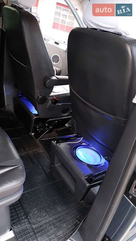Мінівен Volkswagen Multivan 2006 в Запоріжжі