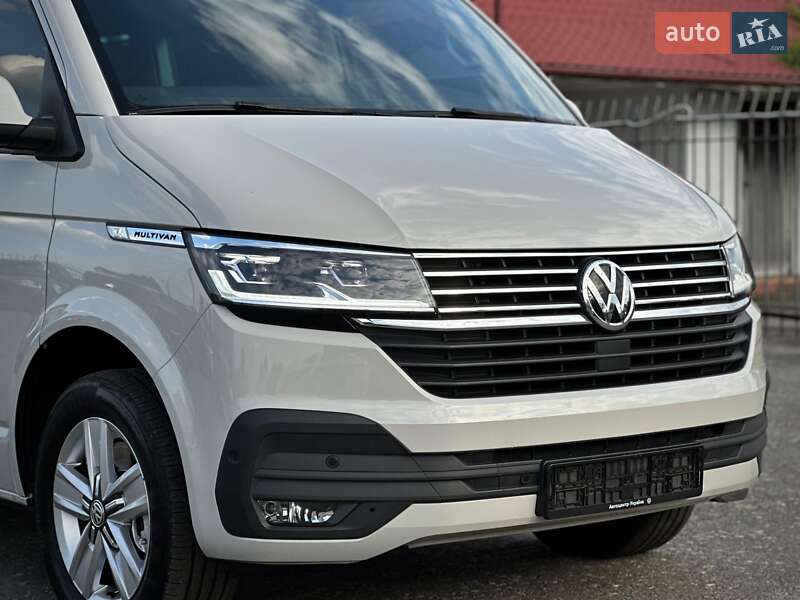 Минивэн Volkswagen Multivan 2020 в Киеве