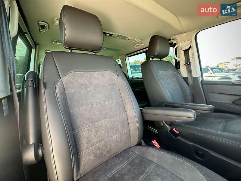 Минивэн Volkswagen Multivan 2020 в Киеве