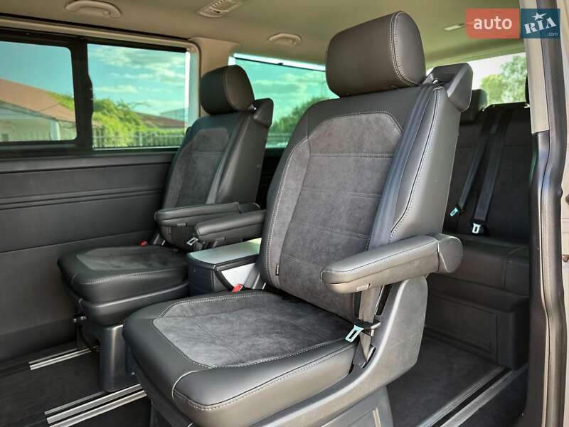 Минивэн Volkswagen Multivan 2020 в Киеве