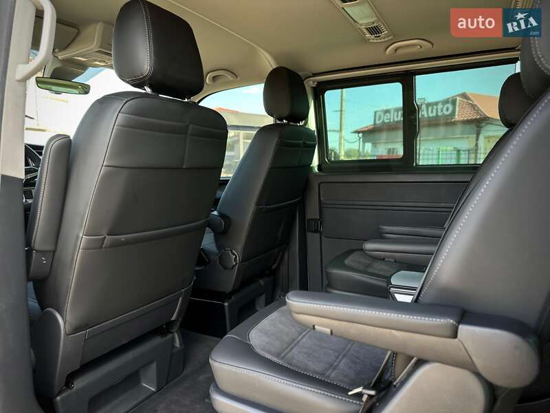 Минивэн Volkswagen Multivan 2020 в Киеве