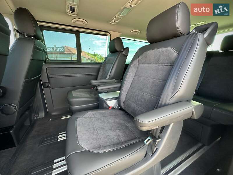 Минивэн Volkswagen Multivan 2020 в Киеве