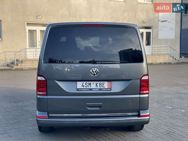 Минивэн Volkswagen Multivan 2017 в Черновцах