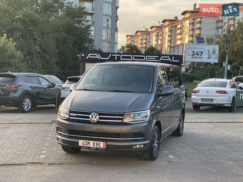 Минивэн Volkswagen Multivan 2017 в Черновцах