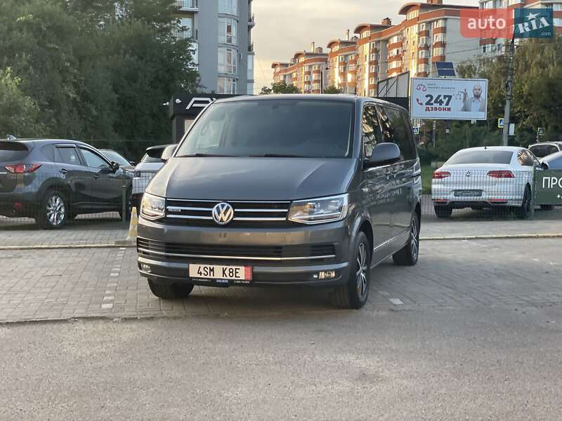 Минивэн Volkswagen Multivan 2017 в Черновцах