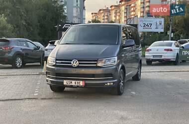 Минивэн Volkswagen Multivan 2017 в 