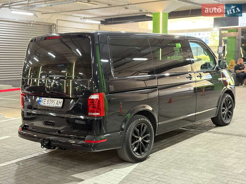 Мінівен Volkswagen Multivan 2018 в Києві