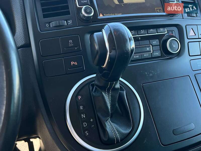 Минивэн Volkswagen Multivan 2012 в Львове фото 27 Минивэн Volkswagen Multivan 2012 в Львове