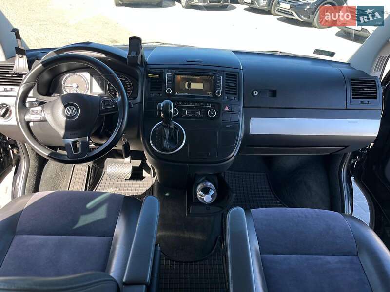 Минивэн Volkswagen Multivan 2012 в Львове фото 39 Минивэн Volkswagen Multivan 2012 в Львове