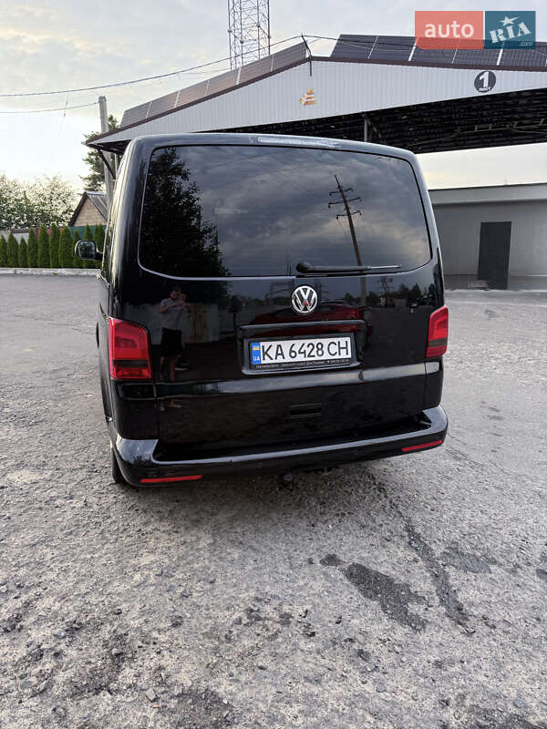 Минивэн Volkswagen Multivan 2012 в Киеве